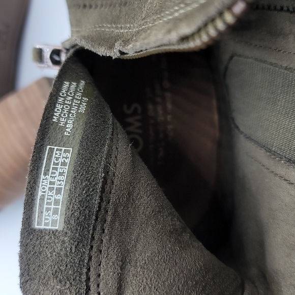 Toms Women's Size 8 Majorca Perforated Peep Toe Ankle Boots olive green - Picture 7 of 7